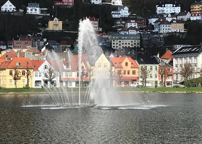 Lake View Apartment In Center Of Bergen - 3 Bedrooms