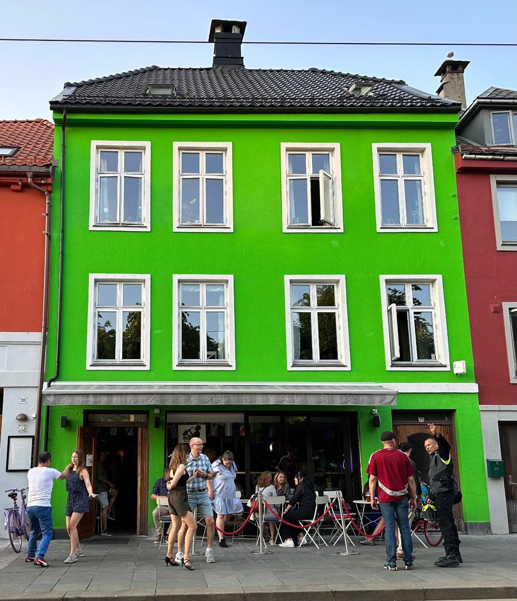 View In Center Of - 3 Bedrooms Apartment Bergen